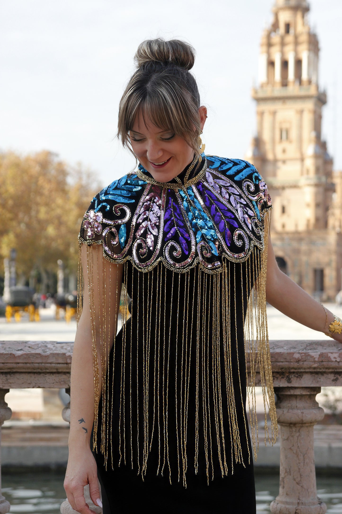 Capa de Fiesta Dorada