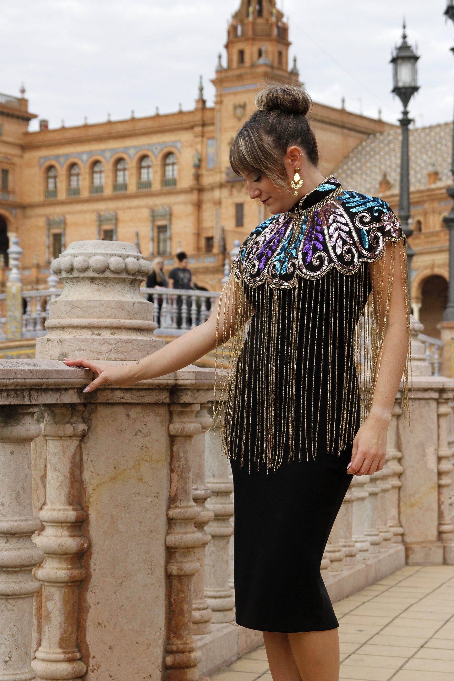 Capa de Fiesta Dorada