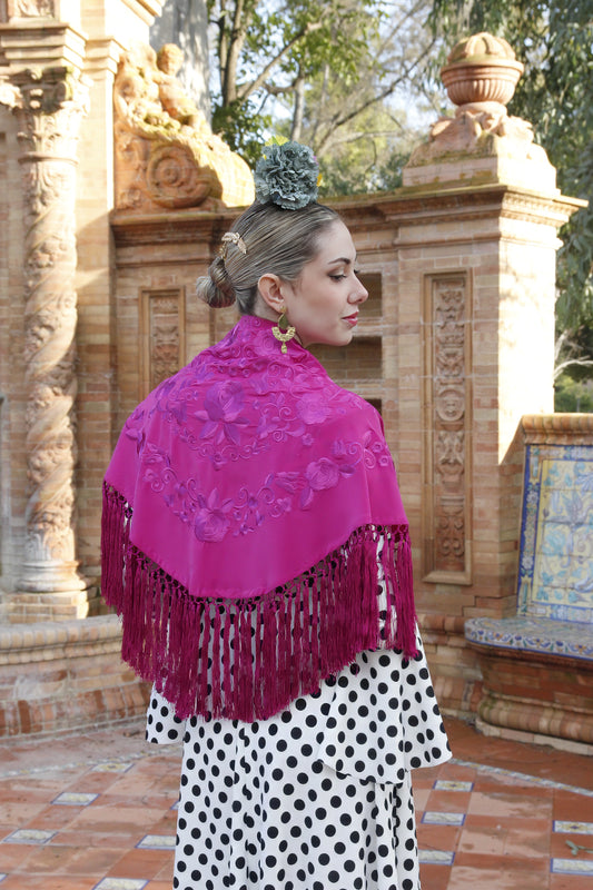 Mantón de Flamenca Fucsia monocolor. Claudia
