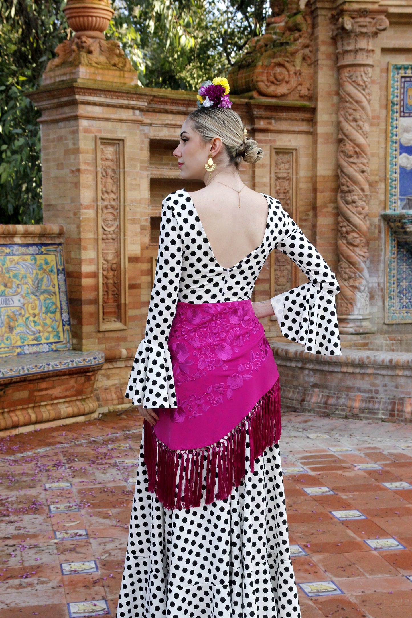 Mantón de Flamenca Fucsia monocolor. Claudia